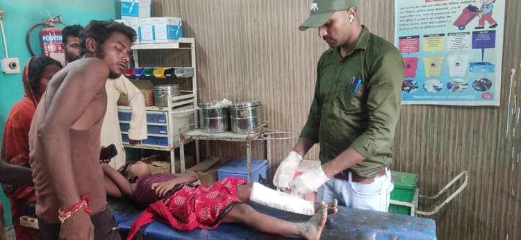 बाइक की ठोकर से सात वर्षीय बच्ची गंभीर रूप से घायल