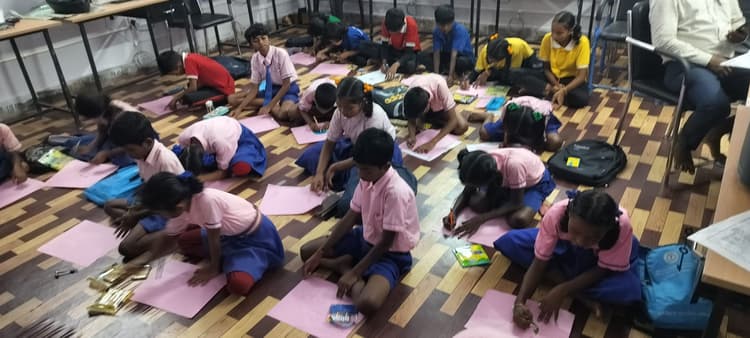 पेंटिंग प्रतियोगिता में बच्चों ने उकेरी प्रतिभा