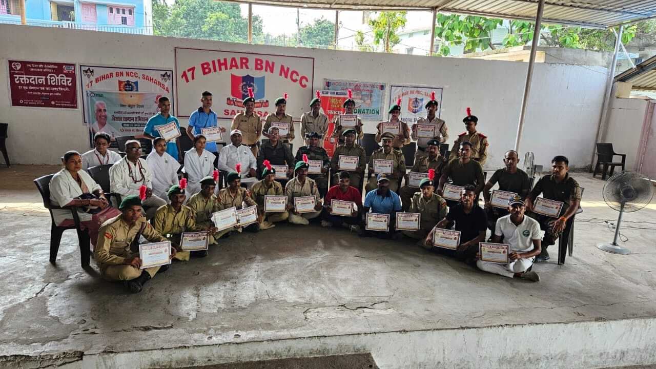 एनसीसी कैडेट्स ने किया रक्तदान