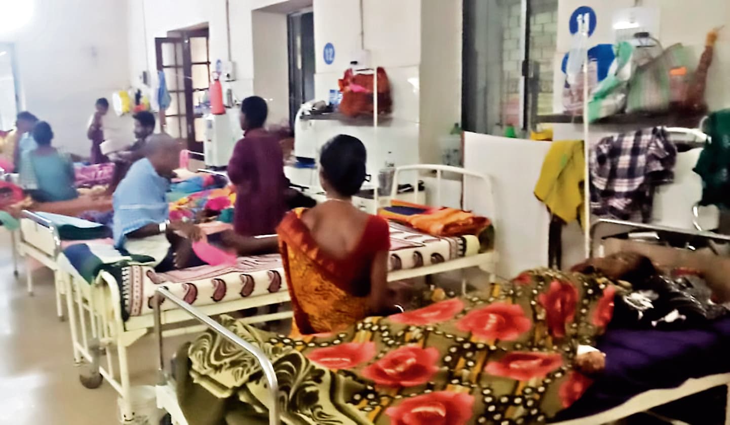 Chaibasa News : बारिश से बिगड़े हालात, अस्पतालों में मरीजों की संख्या दोगुनी