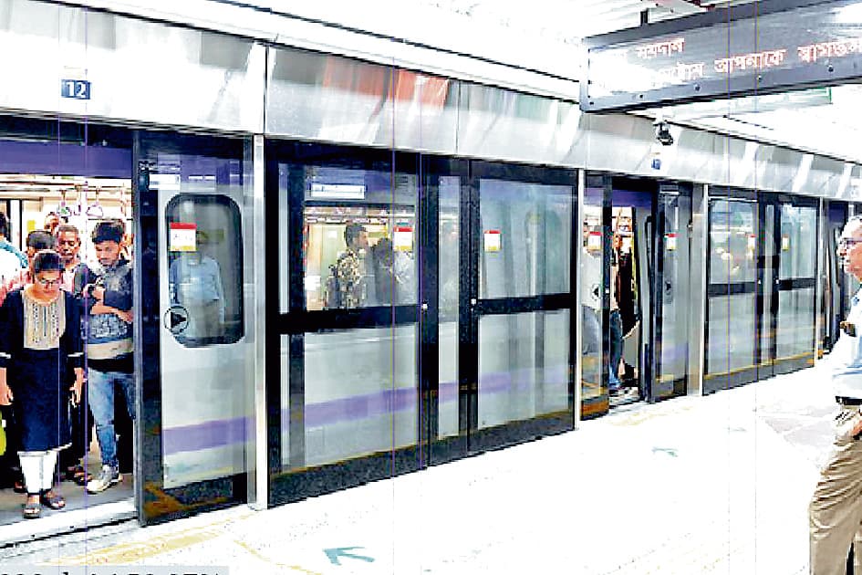 हावड़ा मेट्रो स्टेशन से एक दिन में बिके नौ लाख के टिकट