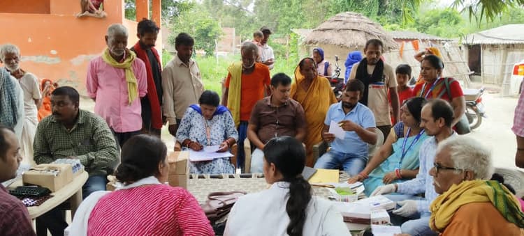 Motihari: एड्स से बचाव के लिए 200 गांवों में चलेगा अभियान