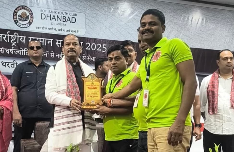 सामाजिक क्षेत्र में उत्कृष्ट कार्य के लिए चेंज फॉर श्योर सम्मानित