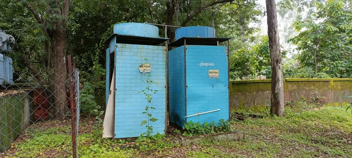 बिना उपयोग बेकार हुए पहले बने दो, अब बनाये जा रहे हैं 70 बाॅयो टाॅयलेट