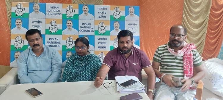 कोढ़ा विधानसभा में प्रकाशित की गयी मतदाता सूची में भारी गड़बड़ी, पूर्व विधायक