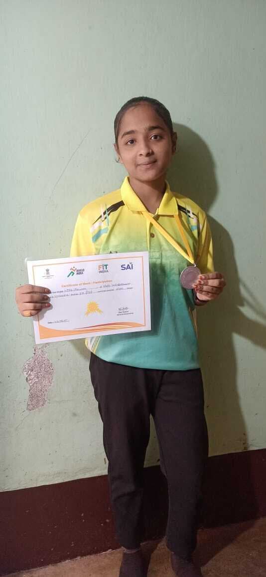 राज्य स्तरीय दौड़ प्रतियोगिता में निशा ने प्रथम स्थान प्राप्त कर बढ़ाया मान