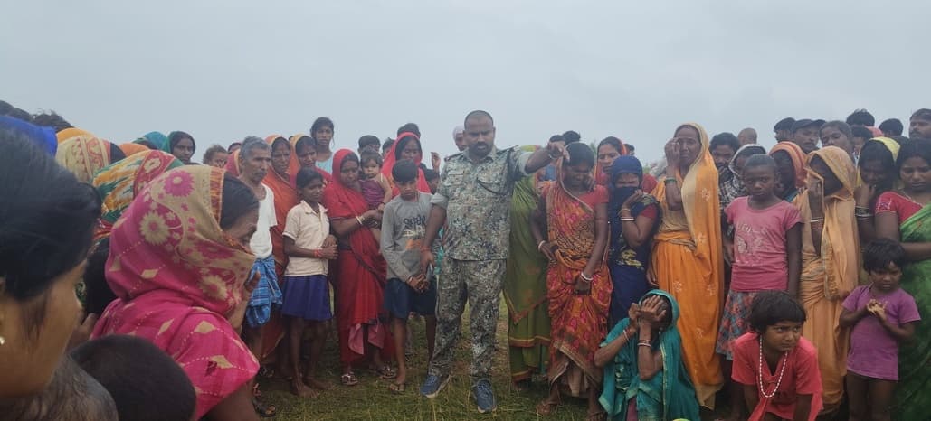 पोड़ैयाहाट में विवाहिता का शव तालाब से बरामद