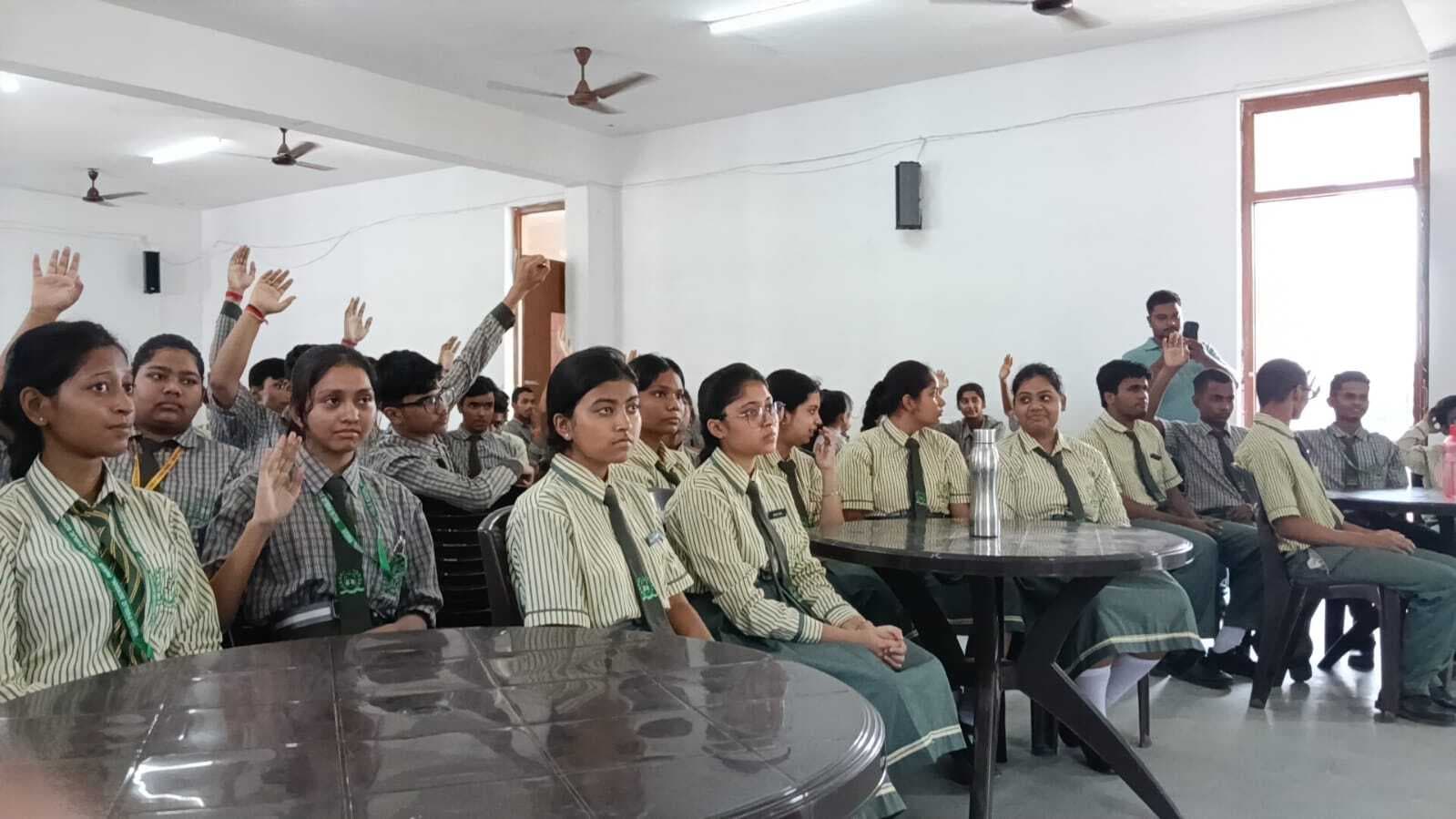 छात्र स्कूल स्तर से ही करियर के विकल्पों का करें चयन : राहुल