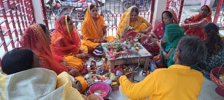 श्रद्धा व विश्वास के साथ मनाया गया अखंड सुहाग का व्रत हरितालिका तीज