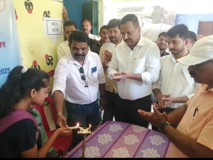 दिव्यांग जांच शिविर में 180 बच्चों की हुई जांच