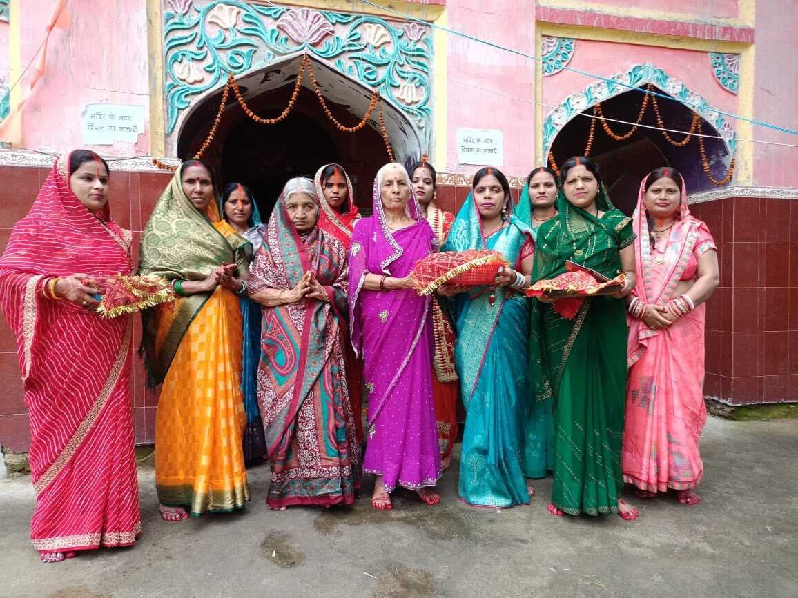 मैक्लुस्कीगंज में हरितालिका तीज श्रद्धा पूर्वक मनाया गया