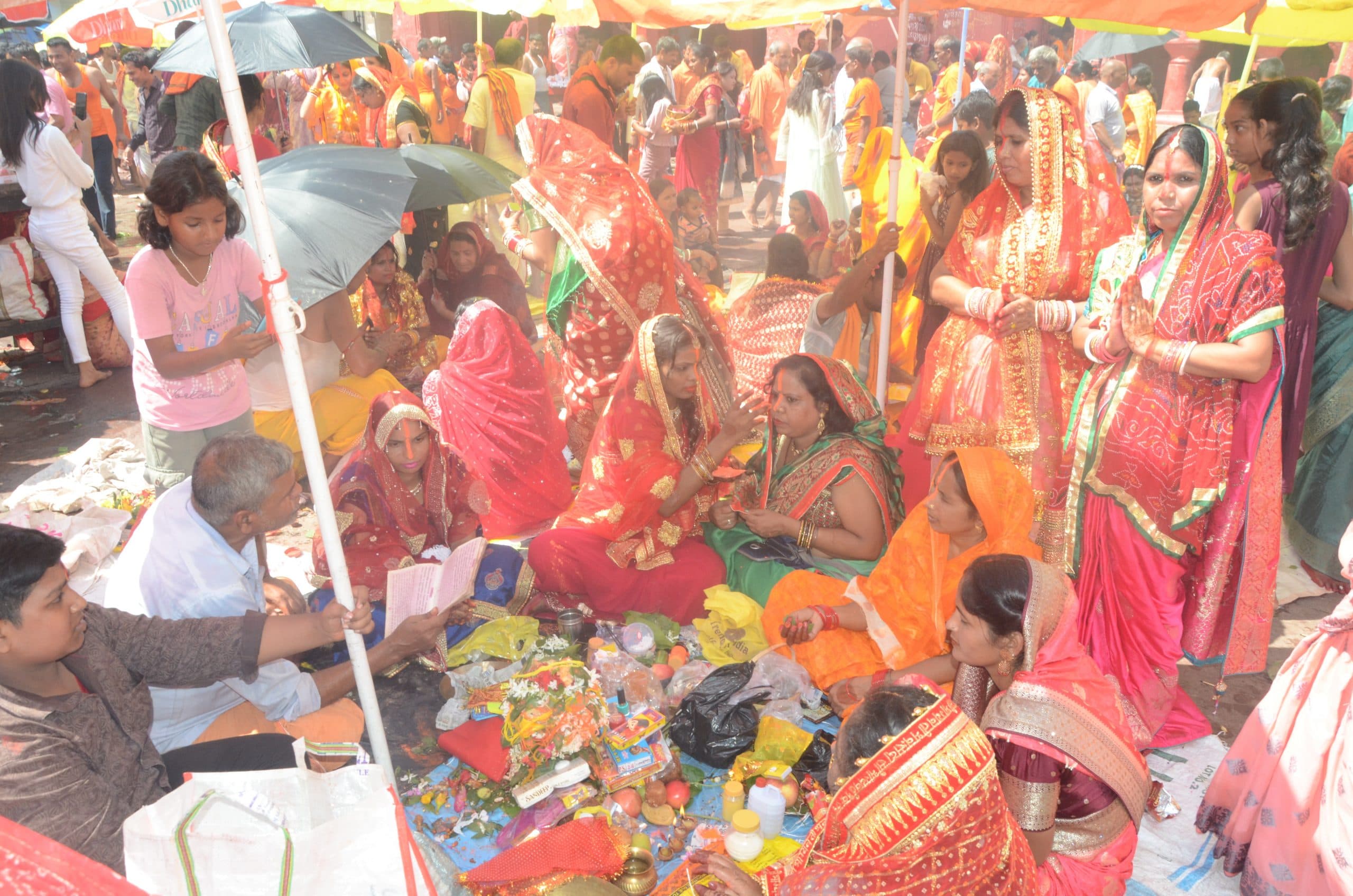 Deoghr news : बाबा मंदिर  में धूमधाम से संपन्न हुई गणेश पूजा, चौठी चांद की हुई विशेष आराधना