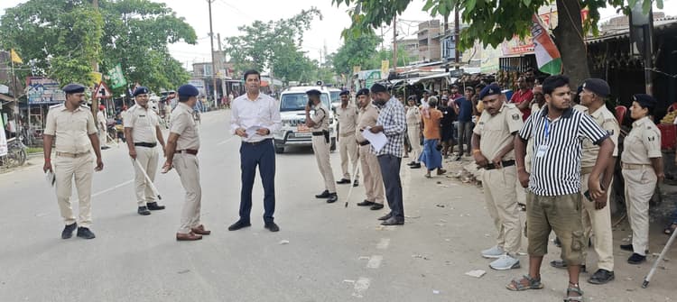 Madhubani News : राहुल गांधी के वोटर अधिकार यात्रा को लेकर चाक चौबंद की थी सुरक्षा व्यवस्था