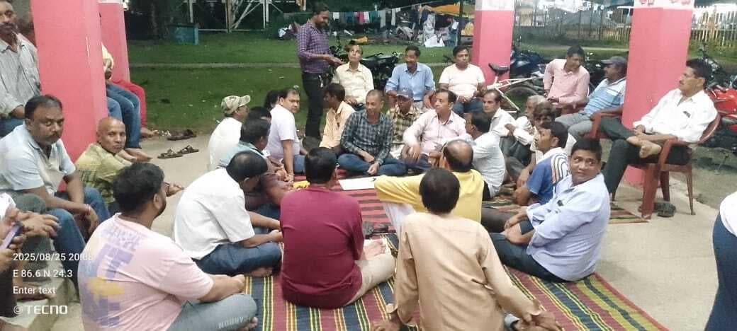 दुर्गा पूजा की तैयारी को लेकर सदस्यों ने किया विमर्श