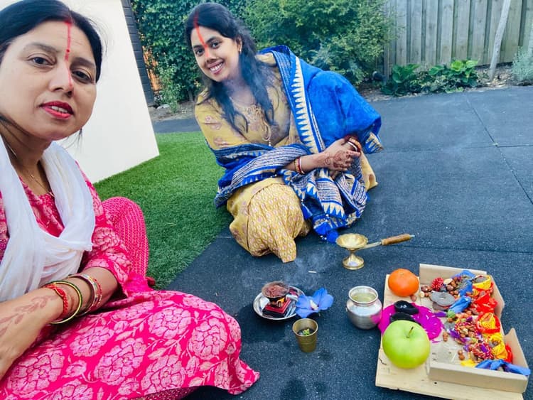 अपने धर्म और संस्कार से ही है जीवन में उत्सव : अमोला