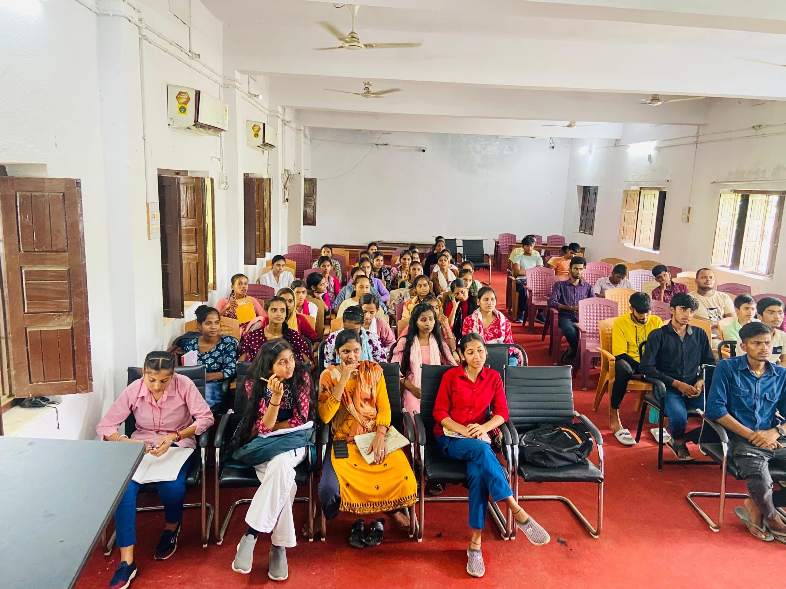 Samastipur News:प्रशिक्षण में प्रतिभागियों को वित्तीय फ्रॉड से बचाव की मिली जानकारी