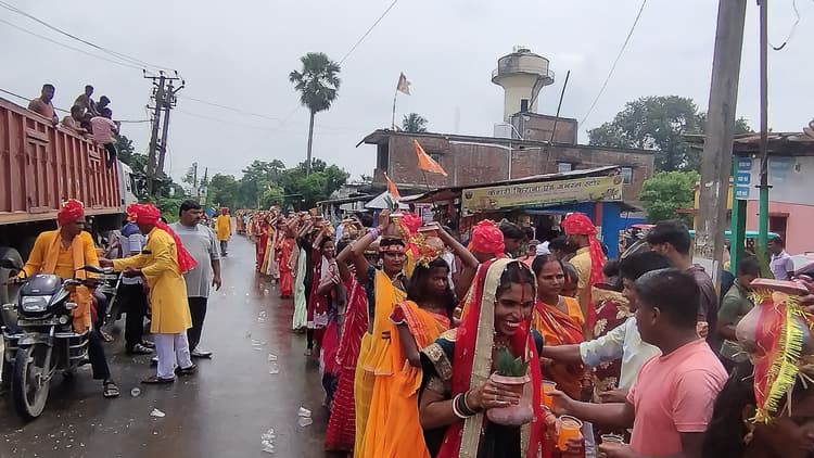 गणपति महोत्सव से वातावरण भक्तिमय