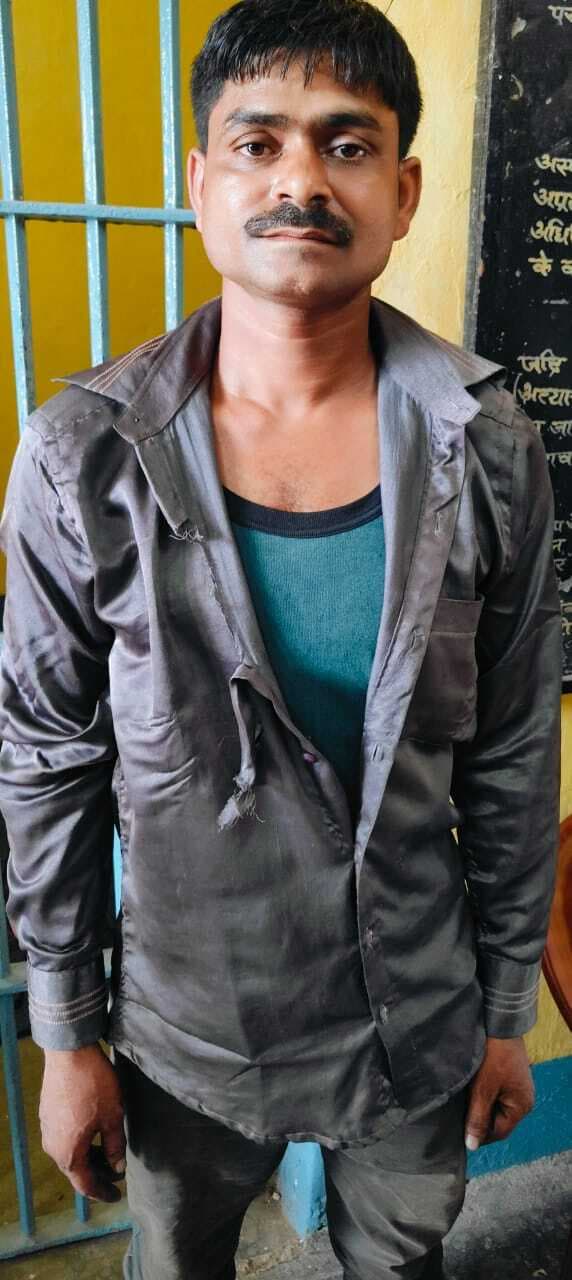 Deoghar news : मोबाइल चोरी करते एक आरोपी को पकड़ा, प्राथमिकी दर्ज