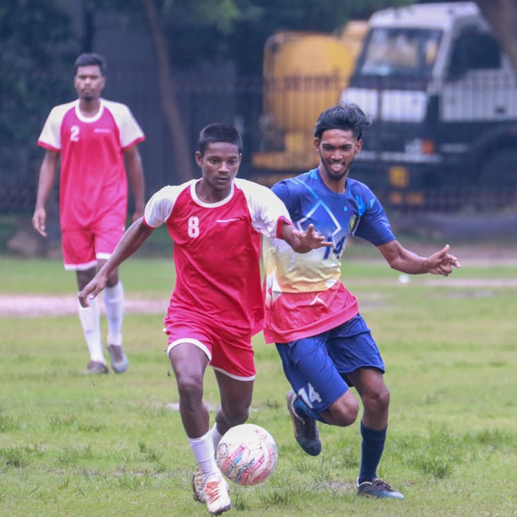 jsa a division football league: अर्बन सर्विसेज ने आंबेडकर क्लब को 6-0 से हराया