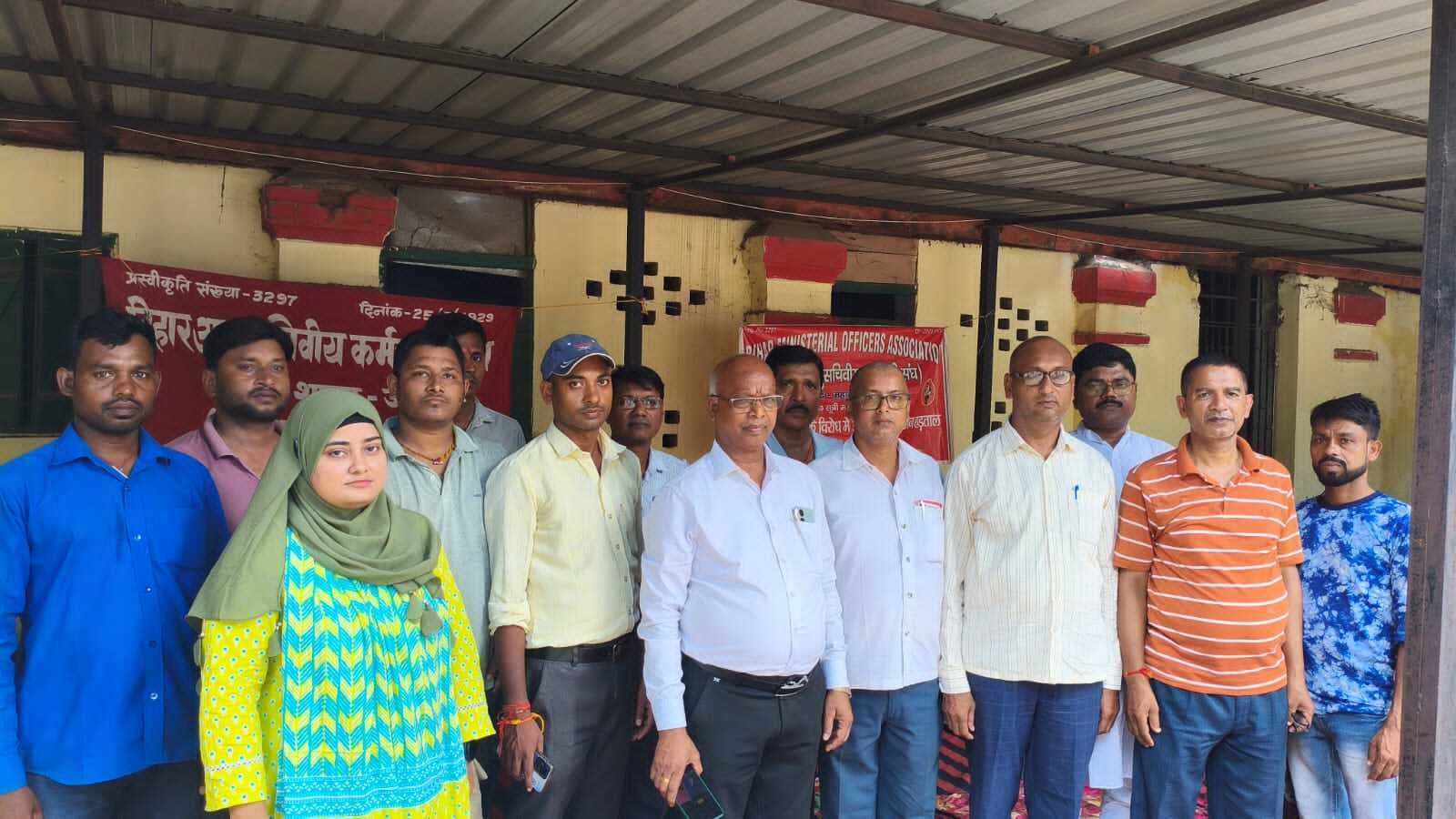 लिपिकों की अनिश्चितकालीन हड़ताल 19वें दिन भी जारी, कामकाज प्रभावित