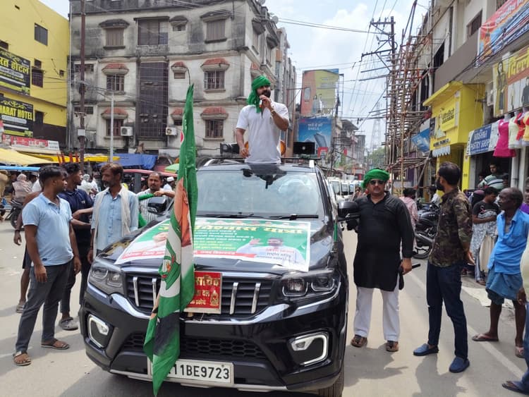 एसआईआर में दलितों, पिछड़ों, अतिपिछड़ों का कट रहा वोट