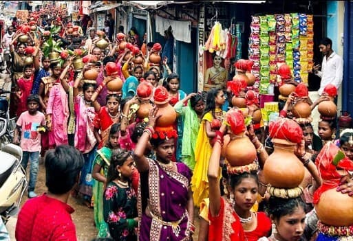 Madhubani News : गणेश पूजा महोत्सव का हुआ शुभारंभ