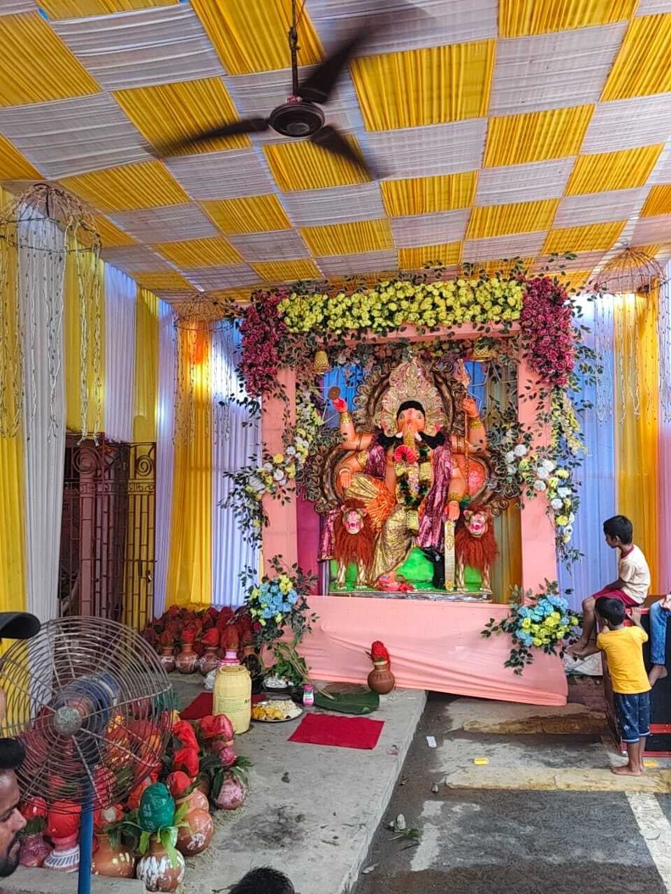 Madhubani News : गणेश पूजनोत्सव से भक्तिमय बना है वातावरण