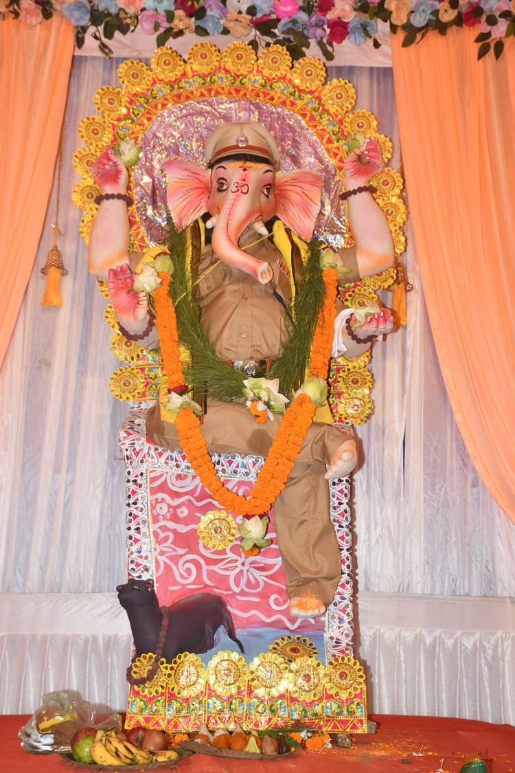 Bokaro News : गणपति बप्पा मोरया के जयकारों से गूंजी बोकारो इस्पात नगरी