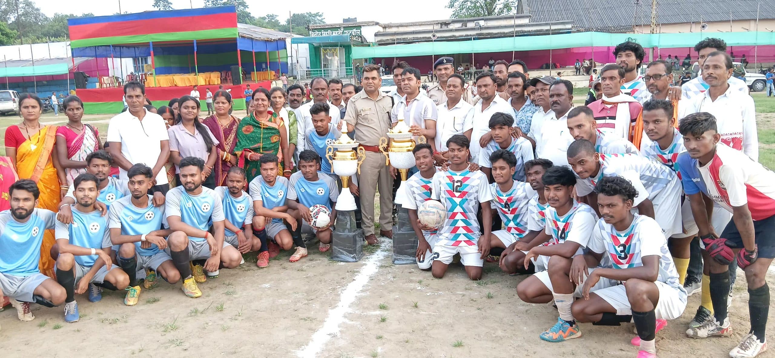 Bokaro News : पांच दिवसीय खेल महागूंज डे नाइट फुटबॉल प्रतियोगिता शुरू