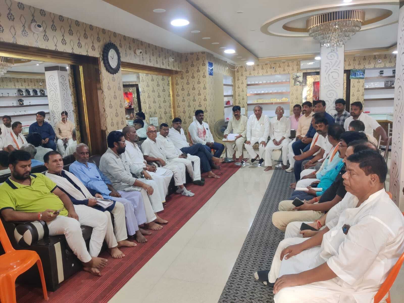 आज चोरी का नहीं हुआ उद्भेदन, तो कल थाने का घेराव करेंगे व्यवसायी