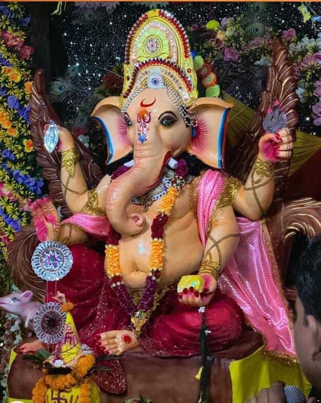 गणपति महोत्सव में भक्ति व उत्साह में डूबा रहा दिघवा दुबौली बाजार
