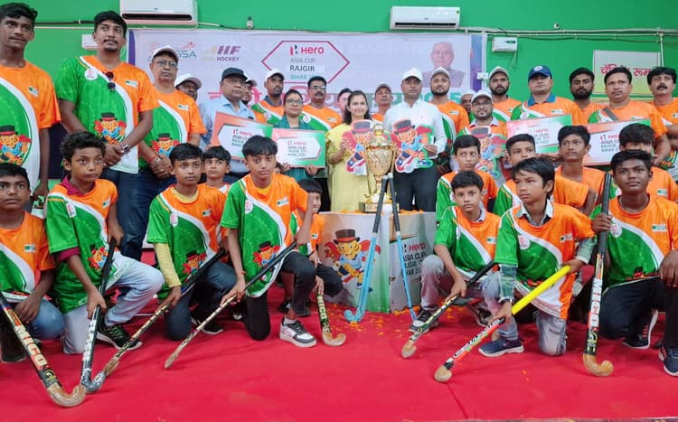 Samastipur : हीरो एशिया कप हॉकी ट्रॉफी गौरव यात्रा का स्वागत