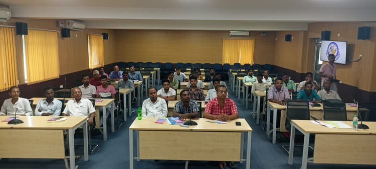 Samastipur : किसानों को समेकित कृषि प्रणाली समझने की जरूरत : डॉ झा