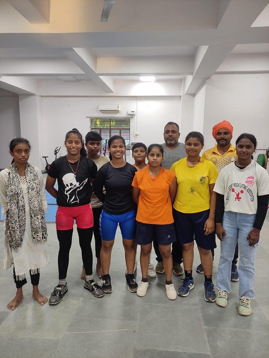 खेलो इंडिया अस्मिता महिला भारोत्तोलन लीग के लिए टीम तैयारी