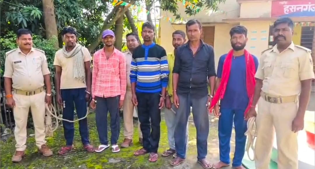 शराब पीकर हंगामा करने में आधा दर्जन नशेड़ी गिरफ्तार