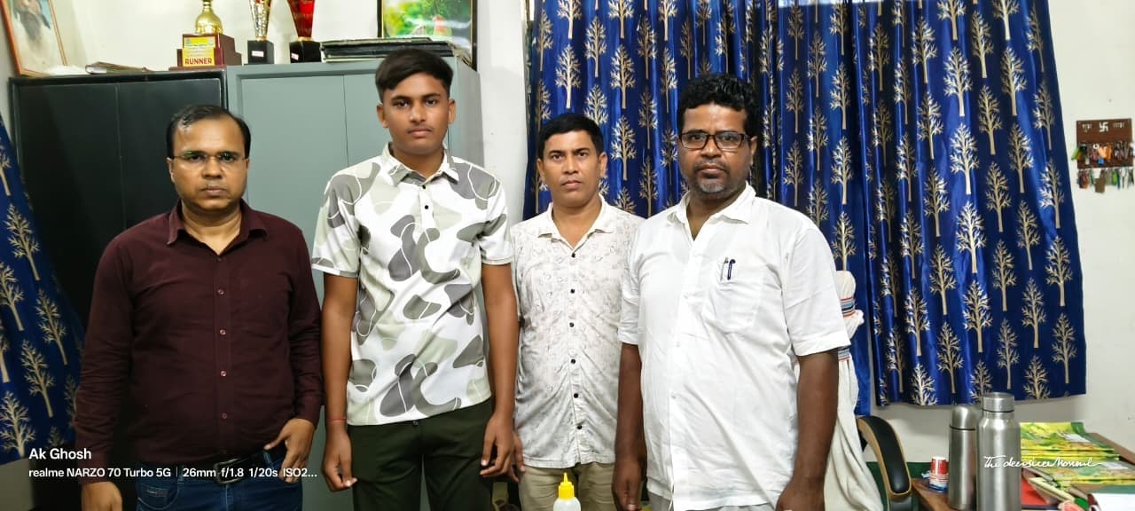 विष्णु मंडल का एग्रीकल्चर में हुआ चयन, लोगों ने दी बधाई