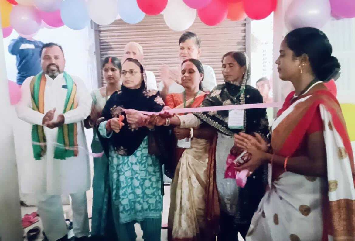 Deoghar news : आम सभा में उत्कृष्ट कैडर, बेस्ट समूह व ग्राम संगठन को किया गया सम्मानित