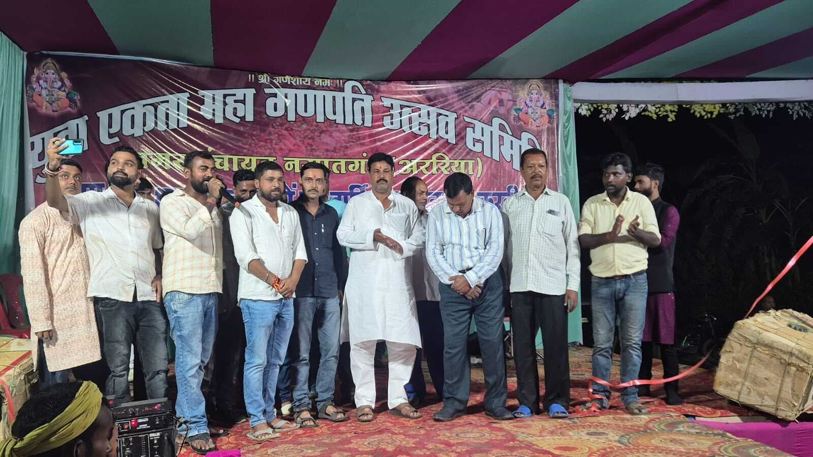 गणपति उत्सव का प्रमुख ने किया उद्घाटन