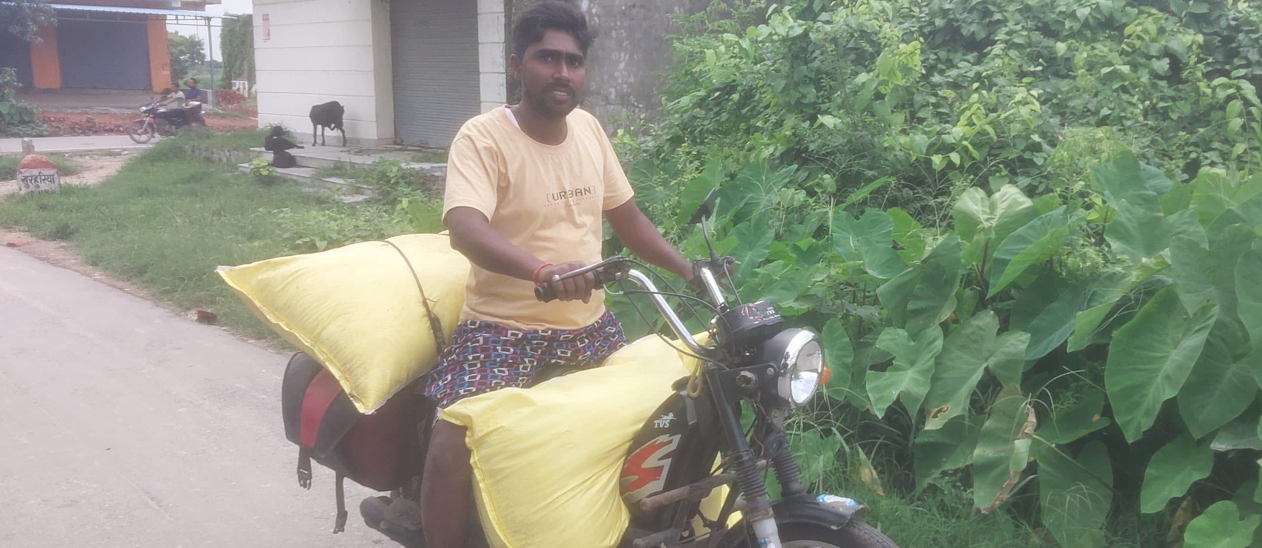 कटेया में यूरिया की कालाबाजारी से किसानों में बढ़ रहा आक्रोश