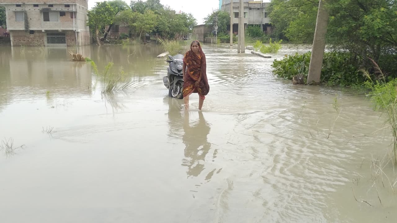 गंगा का जलस्तर बढ़ने से फिर गहराया बाढ़ का संकट