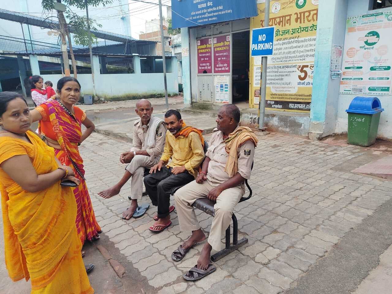 hajipur news. अज्ञात वाहन की ठोकर से बाइक सवार युवक की मौत