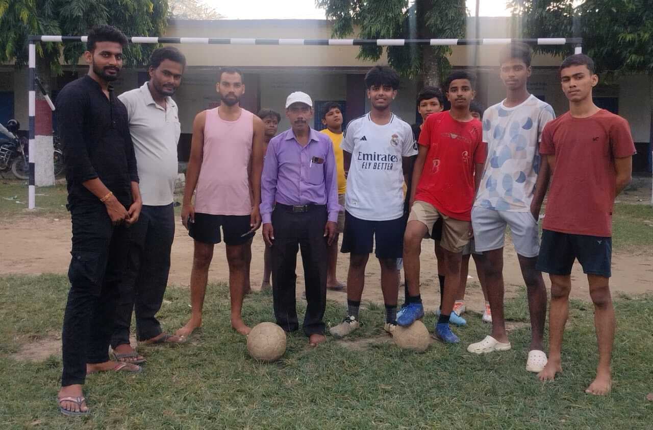 शारीरिक व मानसिक स्वास्थ्य को ले खेल आवश्यक - प्राचार्य