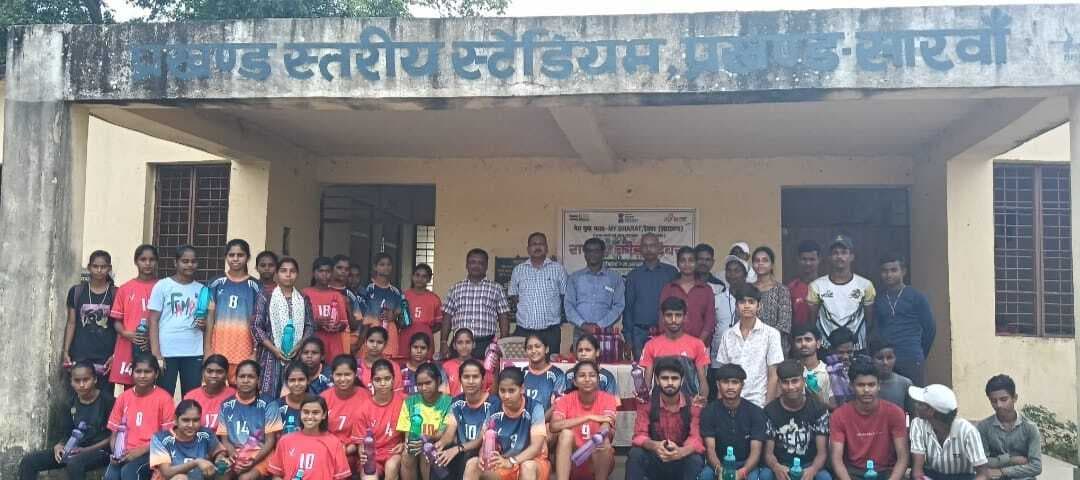 राष्ट्रीय खेल दिवस पर खिलाड़ियों को सम्मान देकर बढ़ाया हौसला