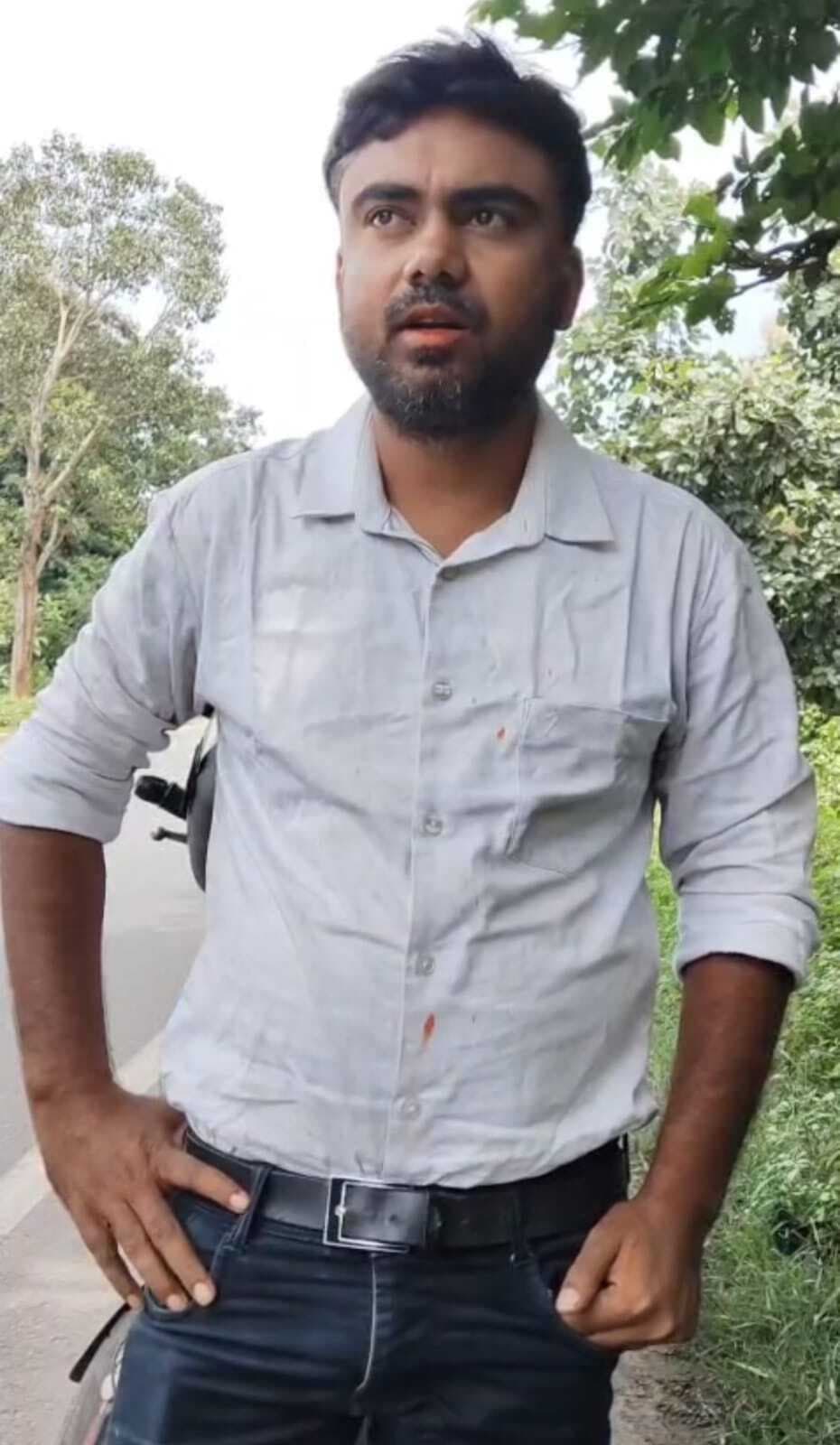 Dhanbad News : रहें सतर्क : एटीएम में प्लास्टिक का टुकड़ा फंसा लोगों के रुपये चुराते हैं अपराधी