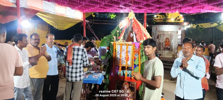हनुमान मंदिर में अष्टयाम का आयोजन