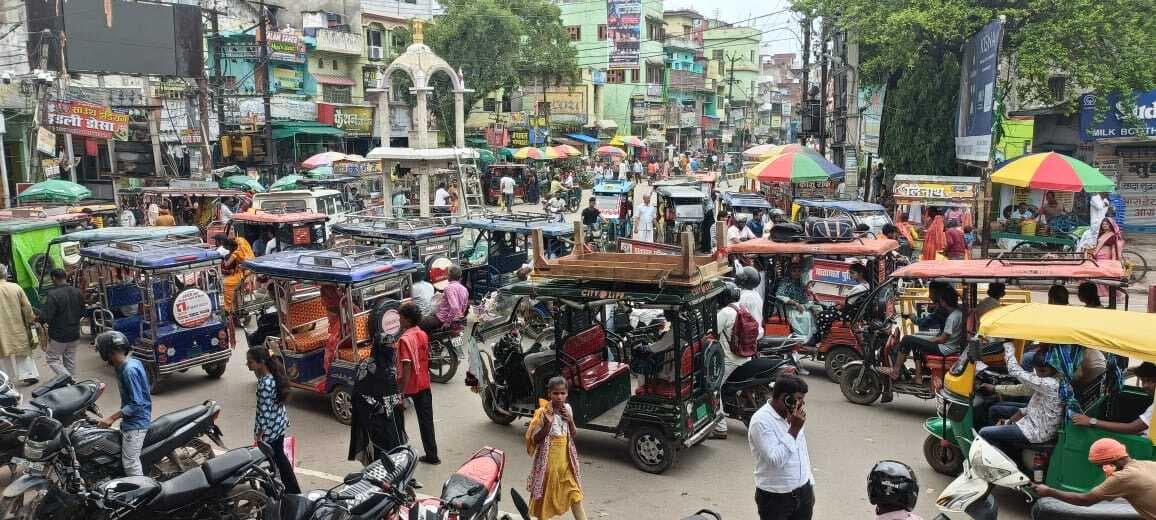 kaimur News : शहर में निर्धारित रूट व कलर कोड के अनुसार वाहनों का परिचालन नहीं हो सका शुरू