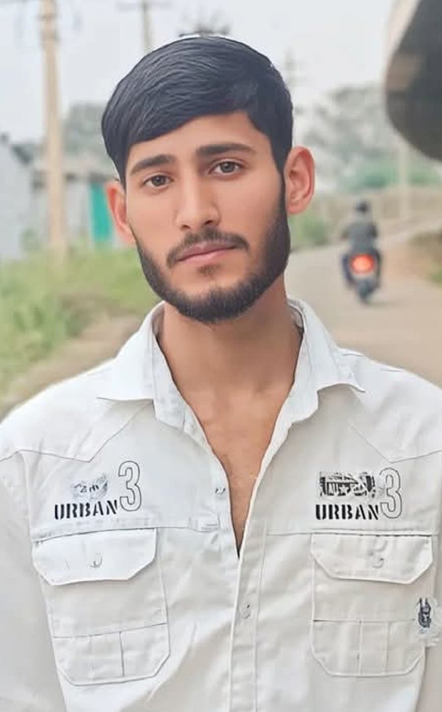 Bokaro News : मोबाइल के विवाद में युवक ने चाकू से गला काट दोस्त की हत्या की