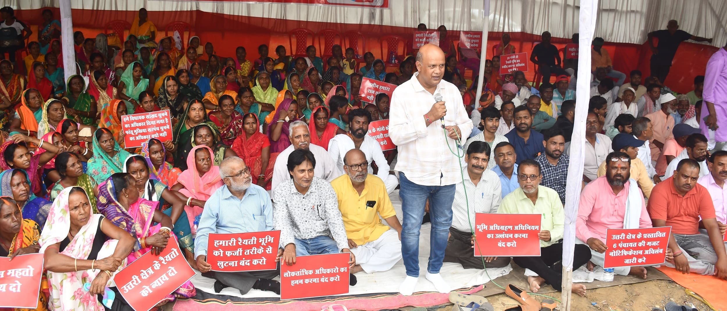 Bokaro News : विस्थापित गांवों को शीघ्र पंचायत करें शामिल : अरूप चटर्जी