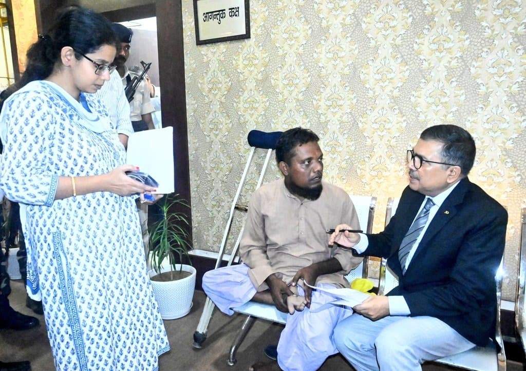 Bokaro News : 24 घंटे के अंदर जन शिकायत कोषांग को जवाब दें अधिकारी : उपायुक्त