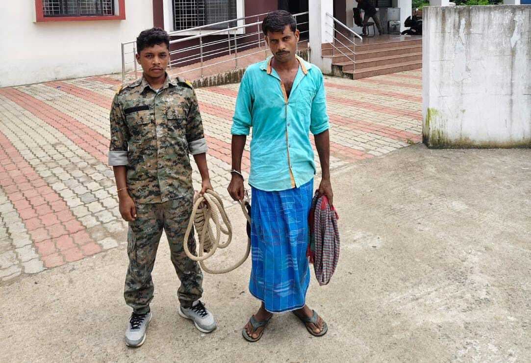 महेशपुर पुलिस ने एक वारंटी को भेजा जेल